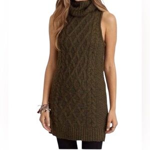 Green cable kit turtleneck sweater dress, American Eagle - size medium